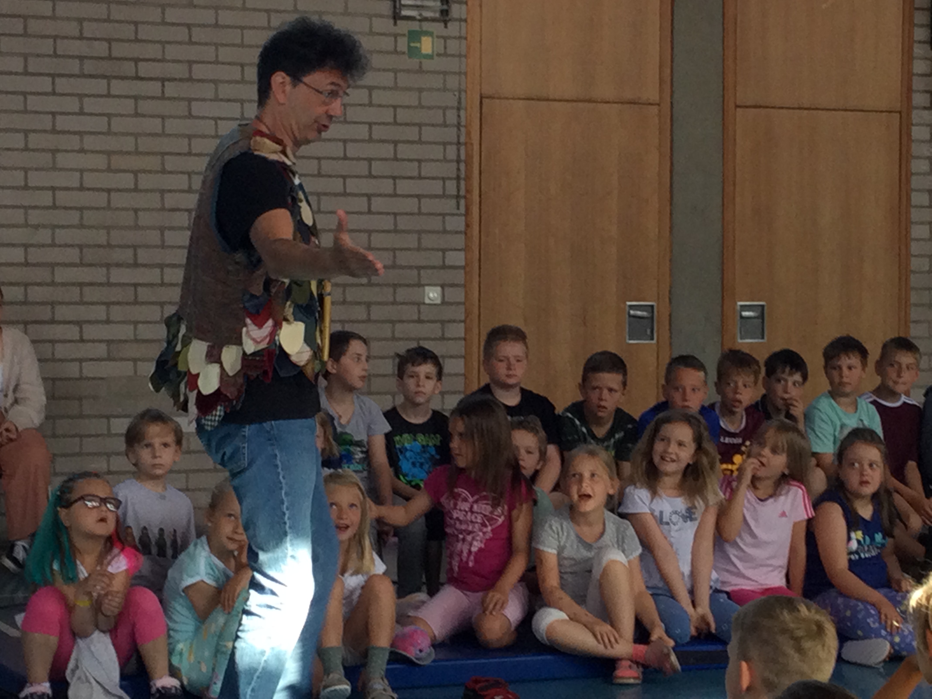 Papageno singt seinen Vogelfänger-Arie Leider haben wir keinen Alternativtext zu diesem Bild, aber wir arbeiten daran.