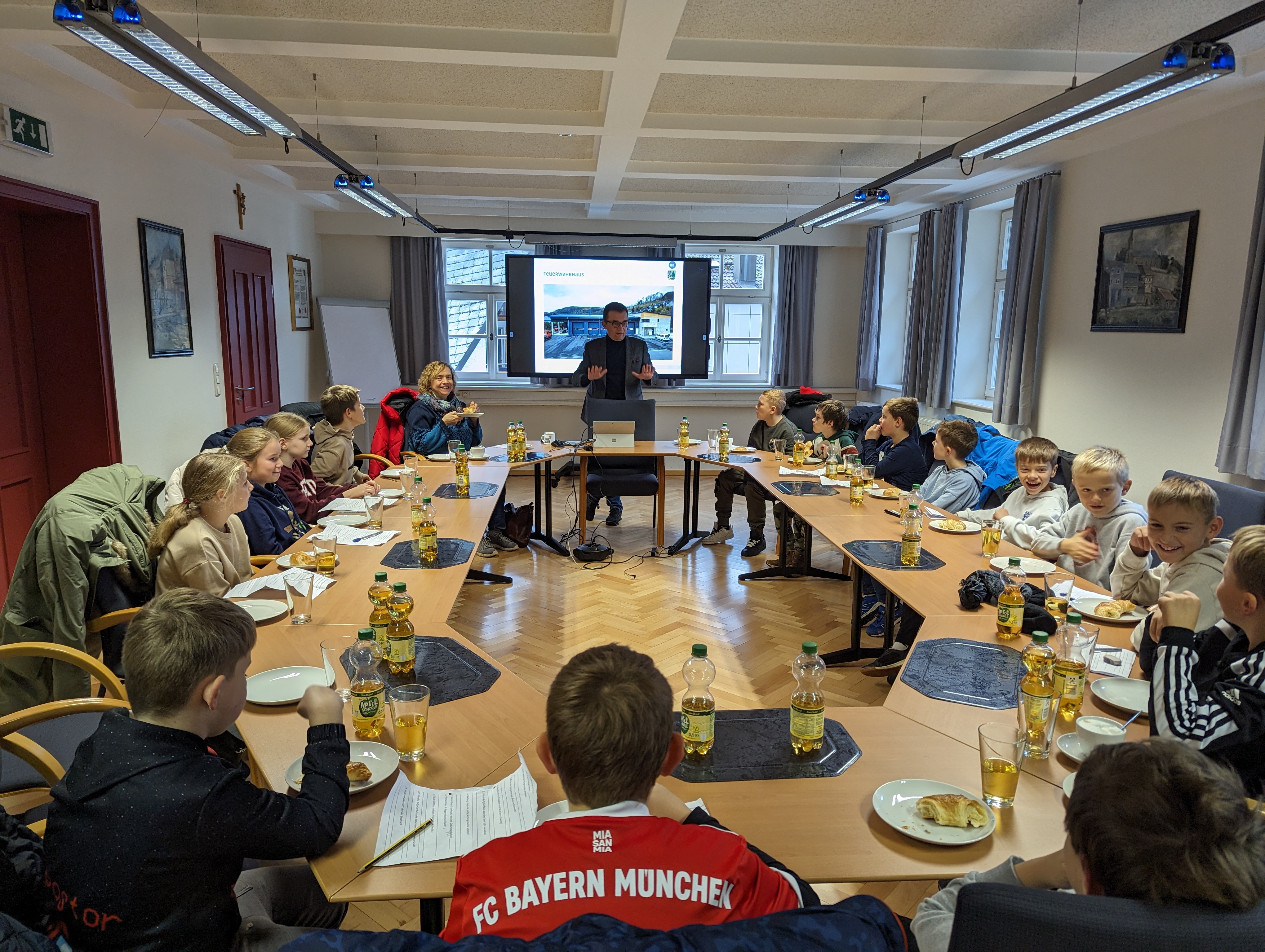 Rathausbesuch der Viertklässler